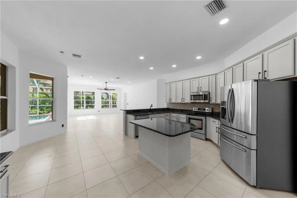 2628 Fairmont Cove Court Cape Coral, FL 33991
