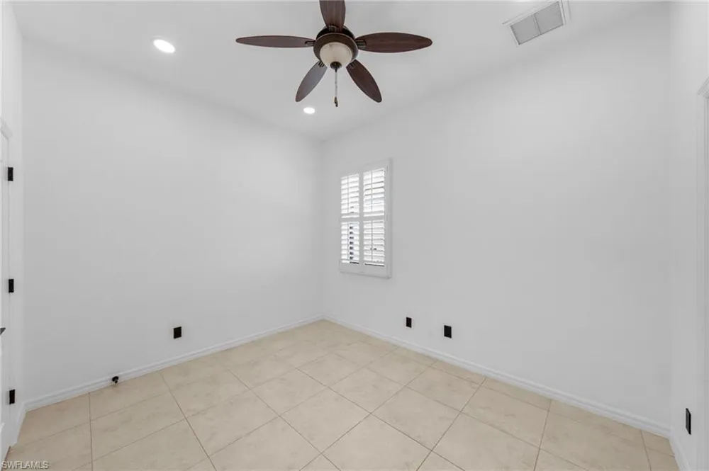 2628 Fairmont Cove Court Cape Coral, FL 33991