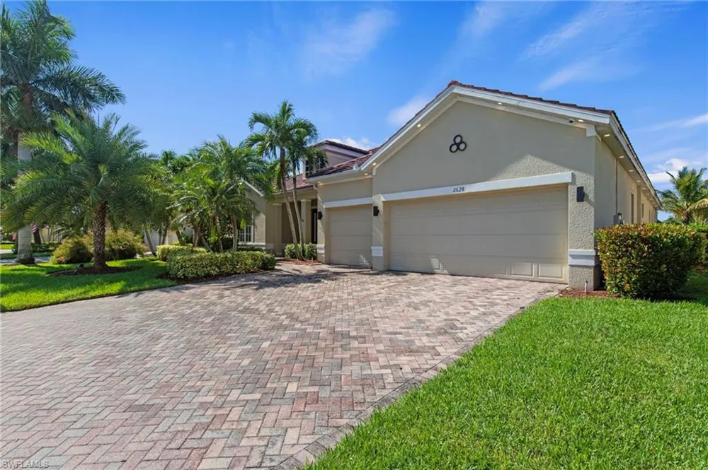 2628 Fairmont Cove Court Cape Coral, FL 33991