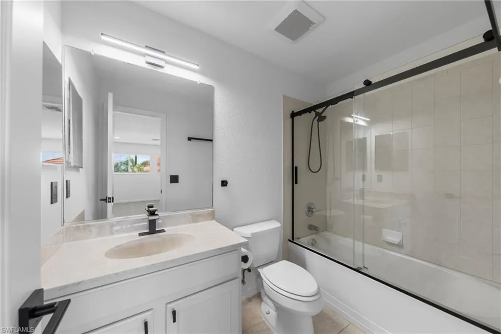 2628 Fairmont Cove Court Cape Coral, FL 33991