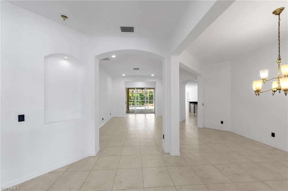 2628 Fairmont Cove Court Cape Coral, FL 33991