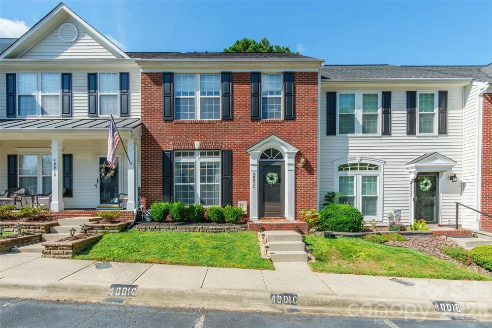 4001 Waterside Lane #C Cramerton, NC 28032