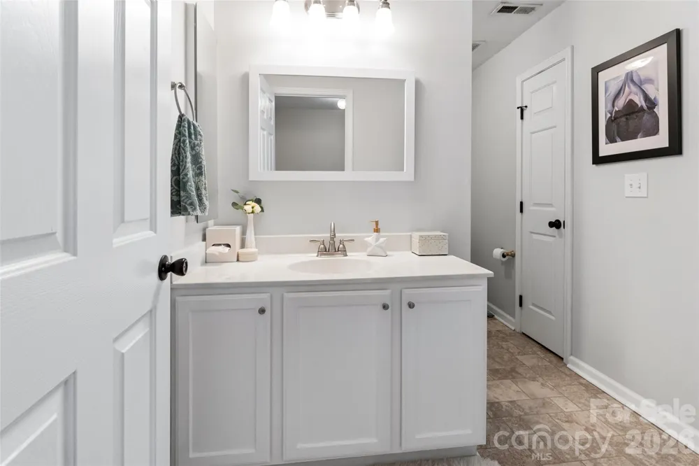 4001 Waterside Lane #C Cramerton, NC 28032
