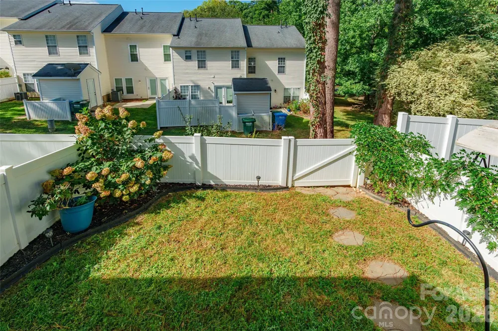 4001 Waterside Lane #C Cramerton, NC 28032