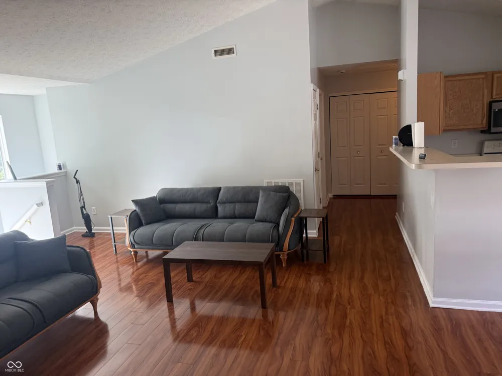 4948 Potomac Square Place #11 Indianapolis, IN 46268