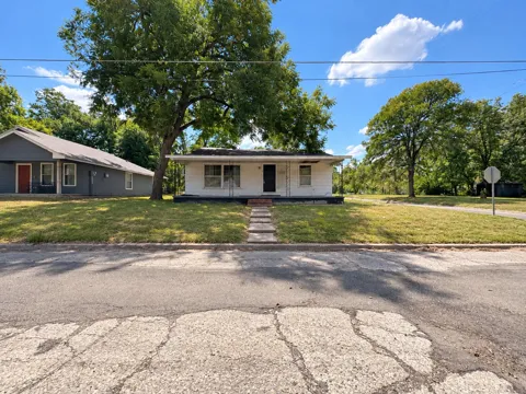 308 W Taylor Street