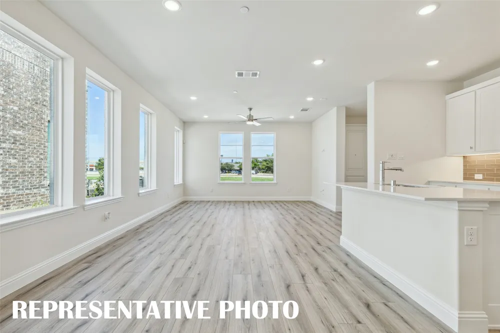 7324 Grant Avenue North Richland Hills, TX 76180