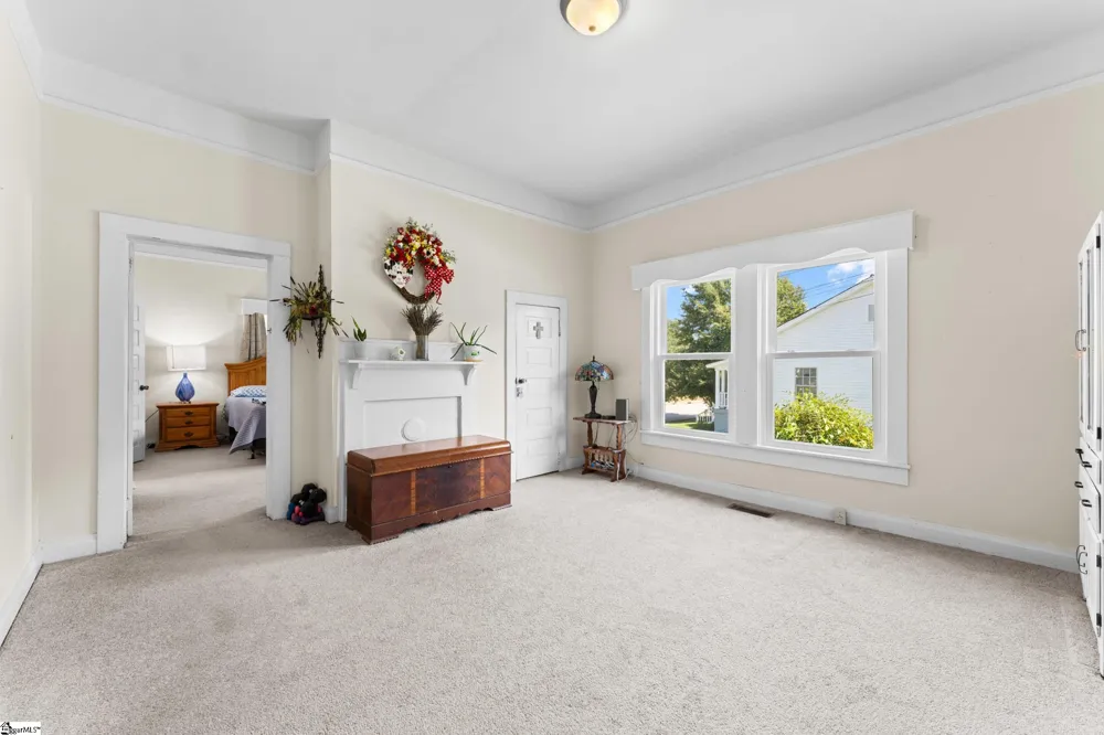31 & 33 Greenwood Avenue Ware Shoals, SC 29692