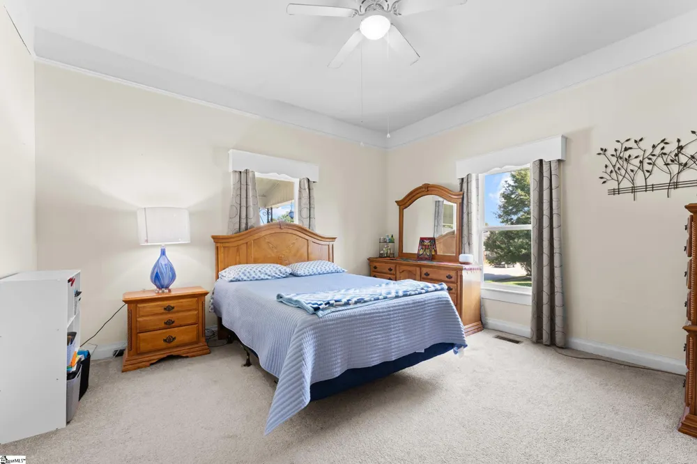 31 & 33 Greenwood Avenue Ware Shoals, SC 29692