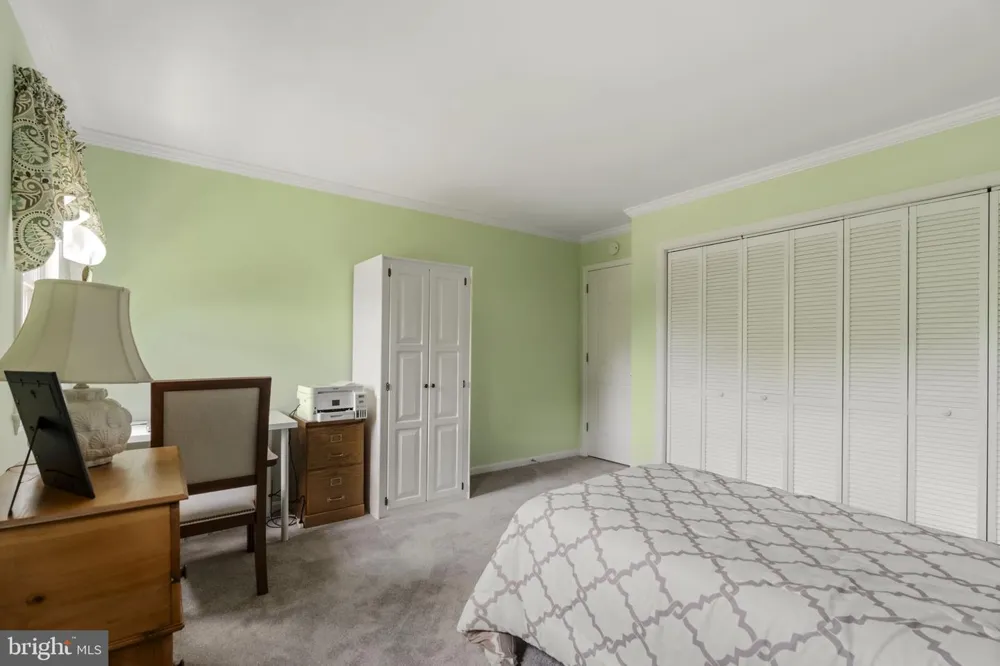 2225 LAUREL SPRINGS DRIVE Narvon, PA 17555