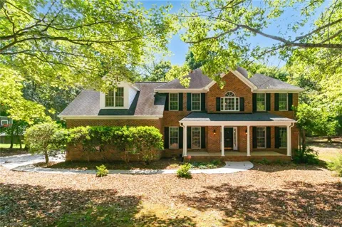 2607 Oxmoor Road