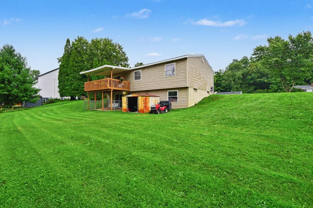 893 Maplehill Avenue SE Ada Township, MI 49301