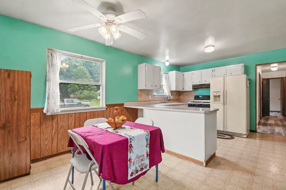 893 Maplehill Avenue SE Ada Township, MI 49301