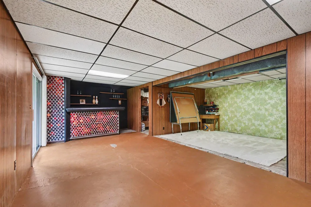 893 Maplehill Avenue SE Ada Township, MI 49301