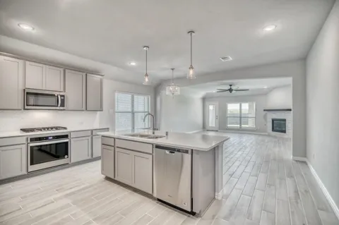1909 Miramar Court