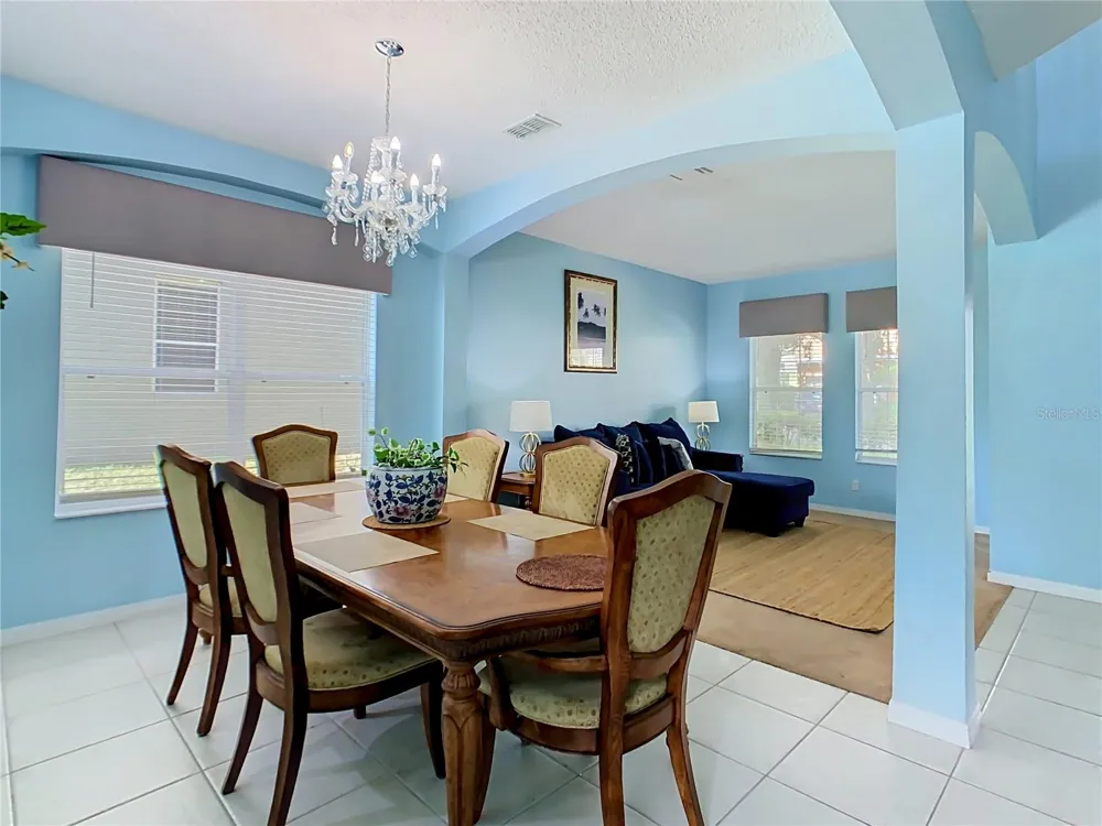 8551 LA ISLA DRIVE Kissimmee, FL 34747