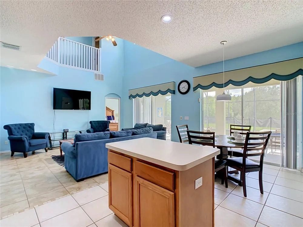8551 LA ISLA DRIVE Kissimmee, FL 34747
