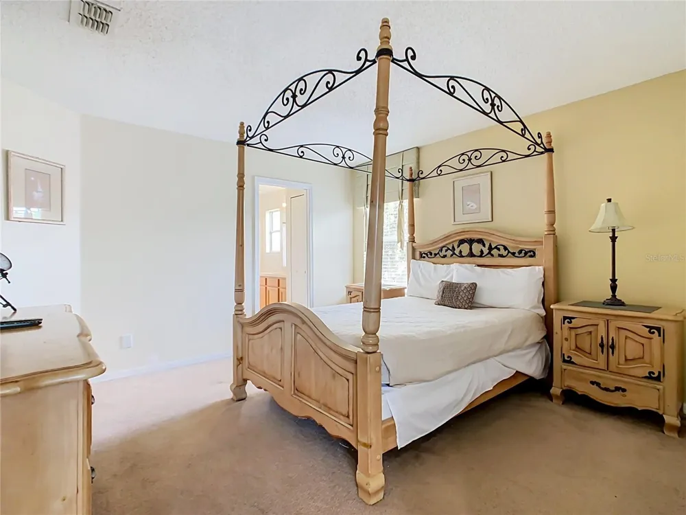 8551 LA ISLA DRIVE Kissimmee, FL 34747