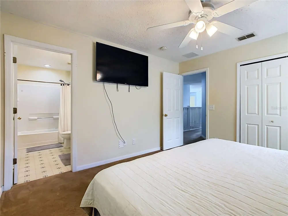 8551 LA ISLA DRIVE Kissimmee, FL 34747
