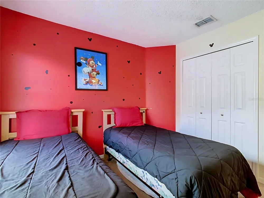 8551 LA ISLA DRIVE Kissimmee, FL 34747