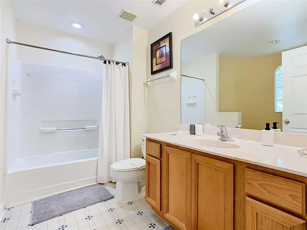 8551 LA ISLA DRIVE Kissimmee, FL 34747