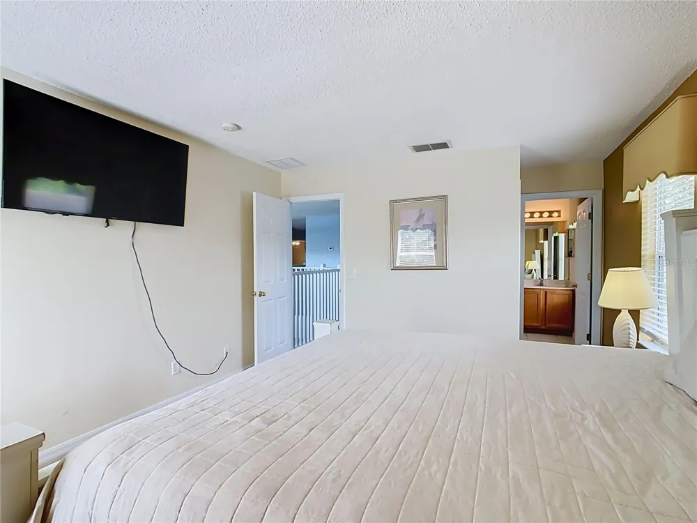 8551 LA ISLA DRIVE Kissimmee, FL 34747