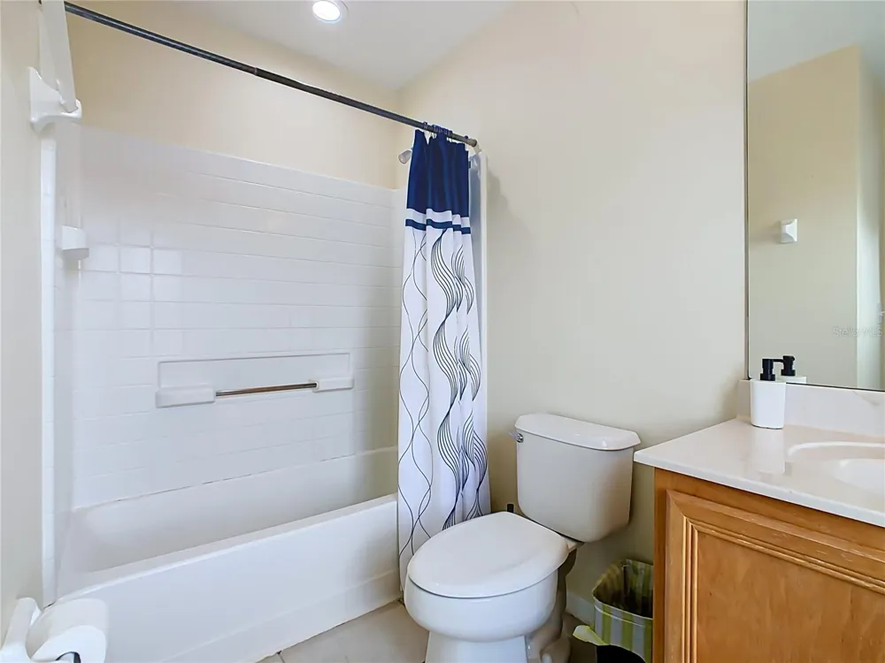 8551 LA ISLA DRIVE Kissimmee, FL 34747