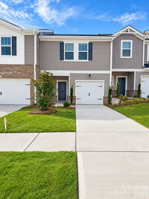 9024 Foggy Brook Loop