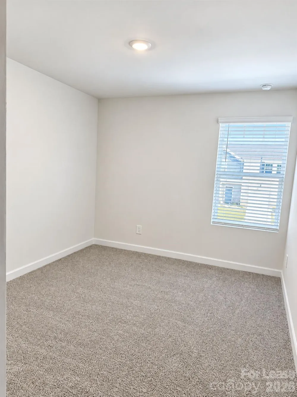 9024 Foggy Brook Loop Charlotte, NC 28216