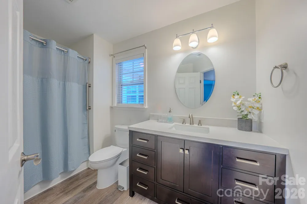 177 Clear Creekside Drive Hendersonville, NC 28792