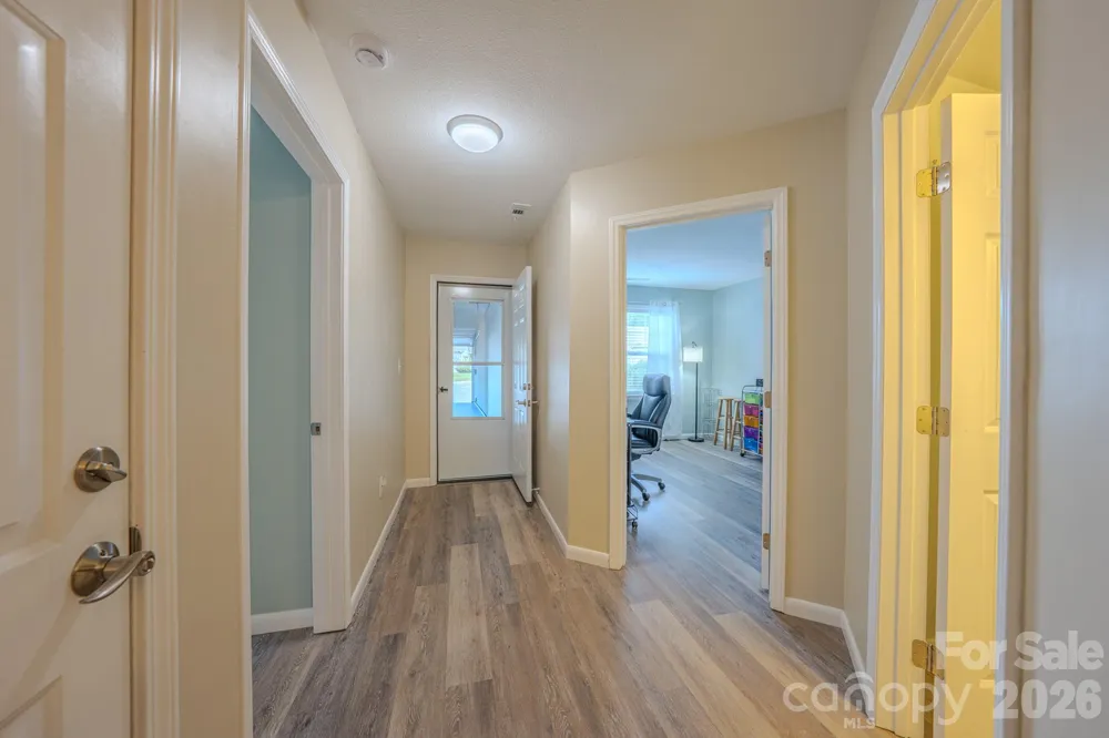 177 Clear Creekside Drive Hendersonville, NC 28792