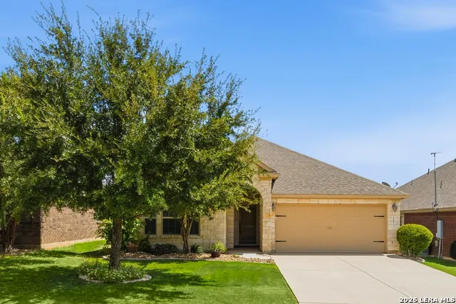 120 Pilsen Dr Boerne, TX 78006