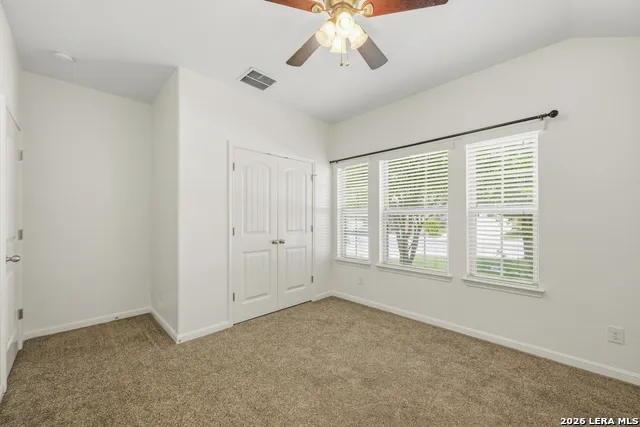 120 Pilsen Dr Boerne, TX 78006