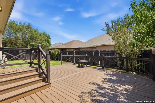 120 Pilsen Dr Boerne, TX 78006
