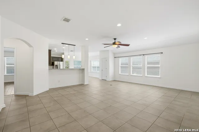 120 Pilsen Dr Boerne, TX 78006