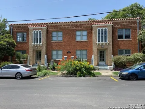 323 CARLETON CT Unit 6