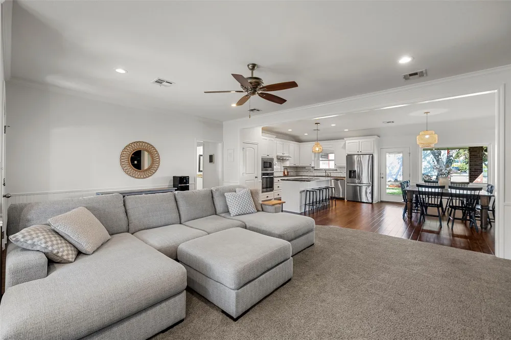 1004 Main Street West, TX 76691