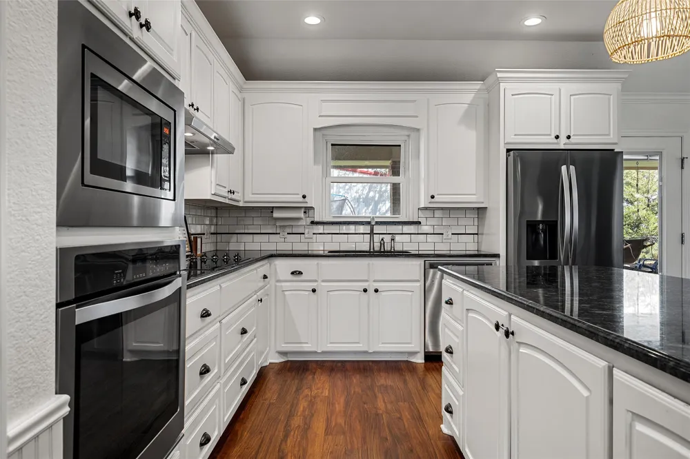 1004 Main Street West, TX 76691