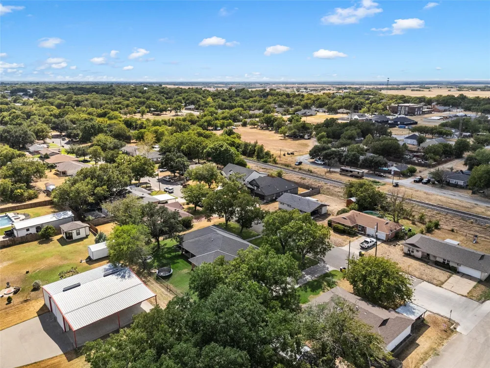 1004 Main Street West, TX 76691