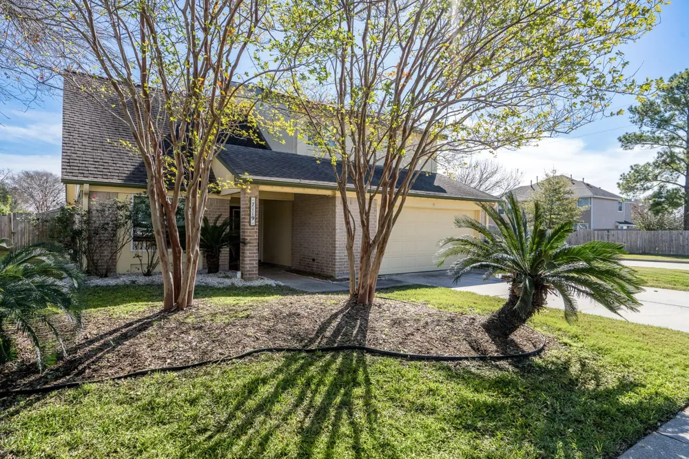 7119 Sandy Knolls Drive Spring, TX 77379