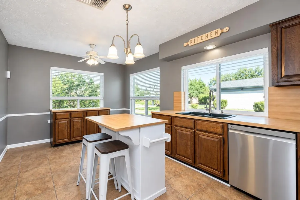 7119 Sandy Knolls Drive Spring, TX 77379