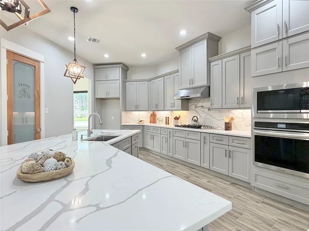 68 County Road 6613 Dayton, TX 77535