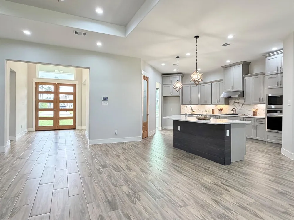 68 County Road 6613 Dayton, TX 77535