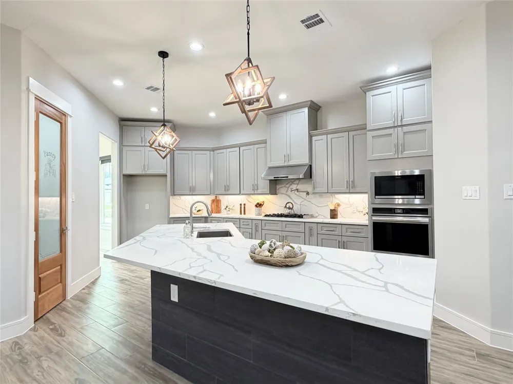 68 County Road 6613 Dayton, TX 77535