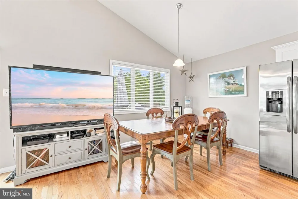 256 W 10TH STREET Ship Bottom, NJ 08008