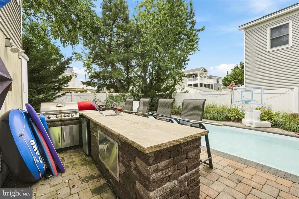 256 W 10TH STREET Ship Bottom, NJ 08008