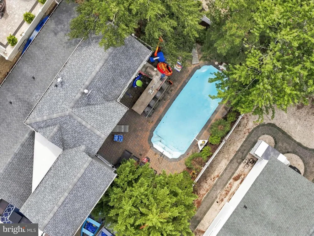 256 W 10TH STREET Ship Bottom, NJ 08008