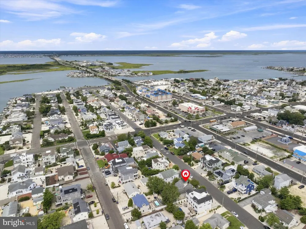 256 W 10TH STREET Ship Bottom, NJ 08008