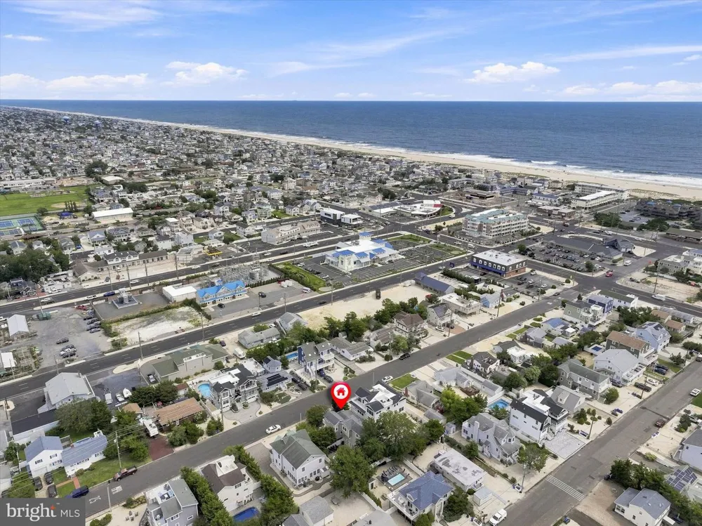 256 W 10TH STREET Ship Bottom, NJ 08008