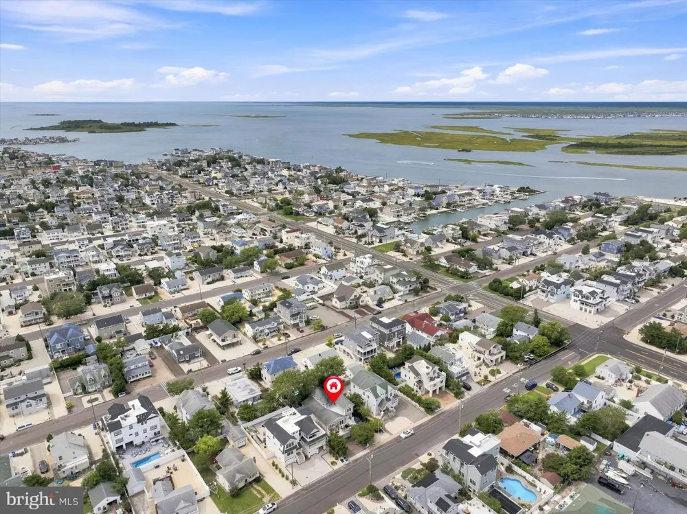 256 W 10TH STREET Ship Bottom, NJ 08008